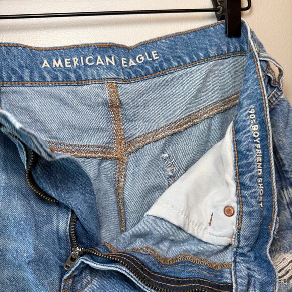 American Eagle Women's Raw Hem Distressed Blue Jean Shorts Size 12 - Picture 2 of 5